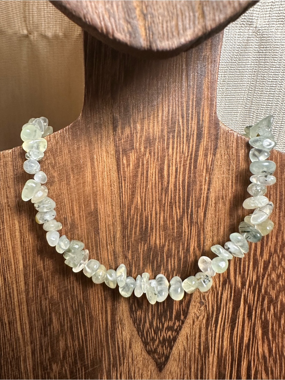 Light Green Prehnite Crystal Chips Necklace - Rutile and Green - Picture 3 of 7